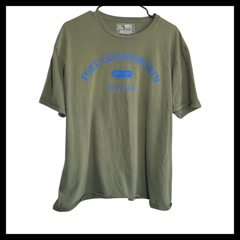 11 Bravos Fort Leavenworth Kansas Military Graphic T-Shirt Olive Green XL Cotton